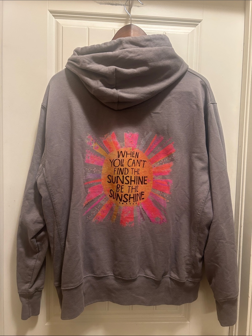 NATURAL LIFE Gray Hoodie Medium sunshine with Pink Logo